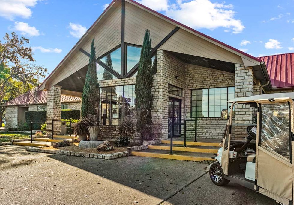 Pecan Plantation Stunning natural beauty. Unparalleled amenities.